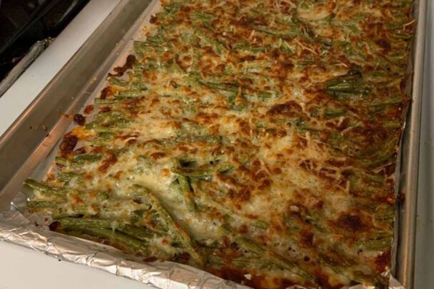 Cheesy Baked Garlic Green Beans
