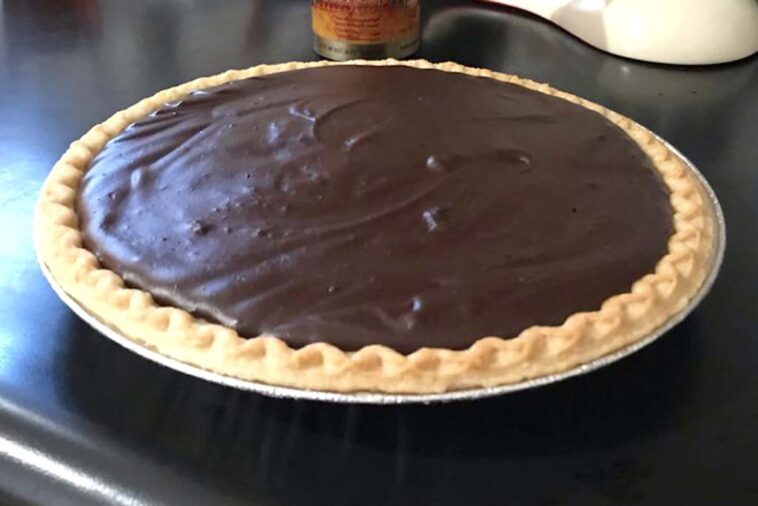 Grandma’s Chocolate Pie