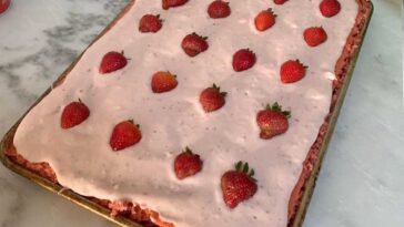 Strawberry Sheet Cake