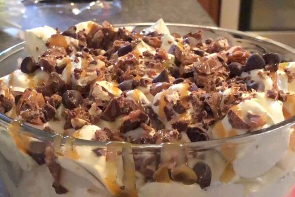 Tasty Snickers Caramel Apple Salad