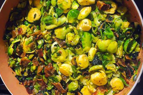 Easy Garlic Butter Sauteed Brussels Sprouts