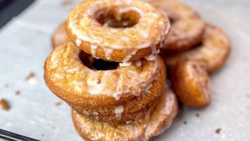 Old-Fashioned Sour Cream Donuts