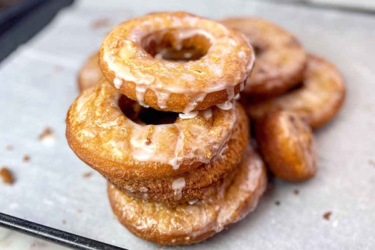 Old-Fashioned Sour Cream Donuts