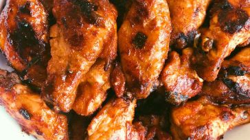 Easy Crockpot BBQ Chicken Wings Recipe