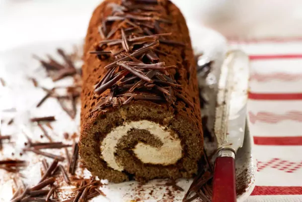 Tiramisu Meringue Roulade