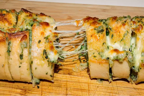 Sloppy Joe Garlic Bread