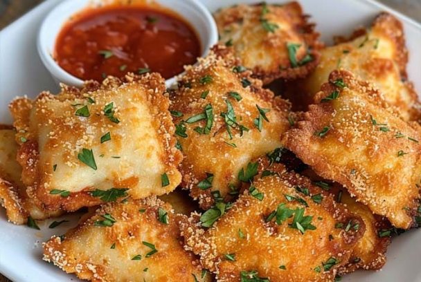 Crispy Fried Ravioli Recipe - Masters of Kitchen